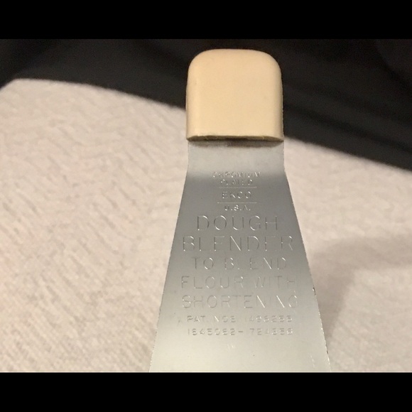 Vintage Ecko Dough Blender-Chromium Plated (USA) - Picture 3 of 4